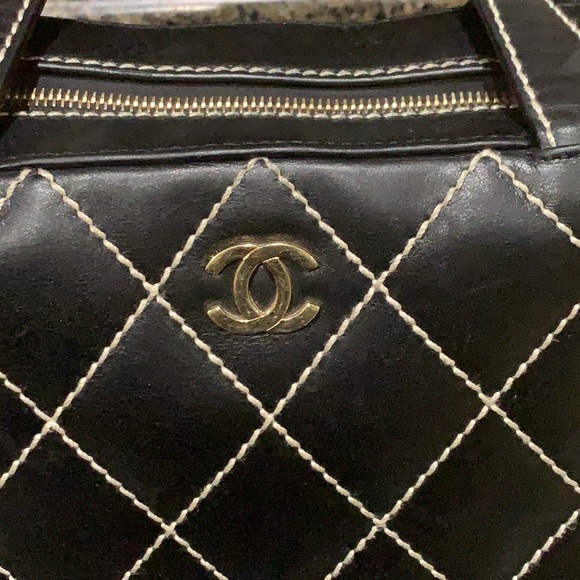 CHANEL - Picture 3 of 11